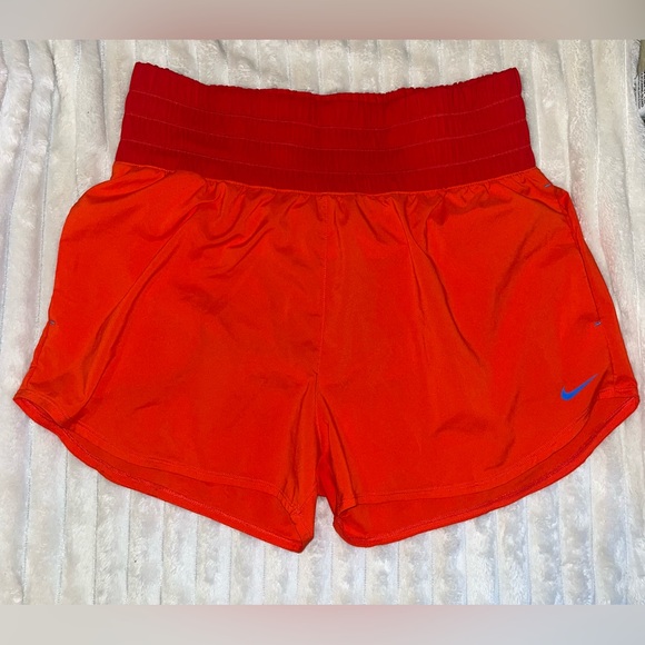 Nike DRI-FIT Women's Ultra High-Waist 3" Lined Shorts Orange/Red • Size Large - Picture 1 of 8